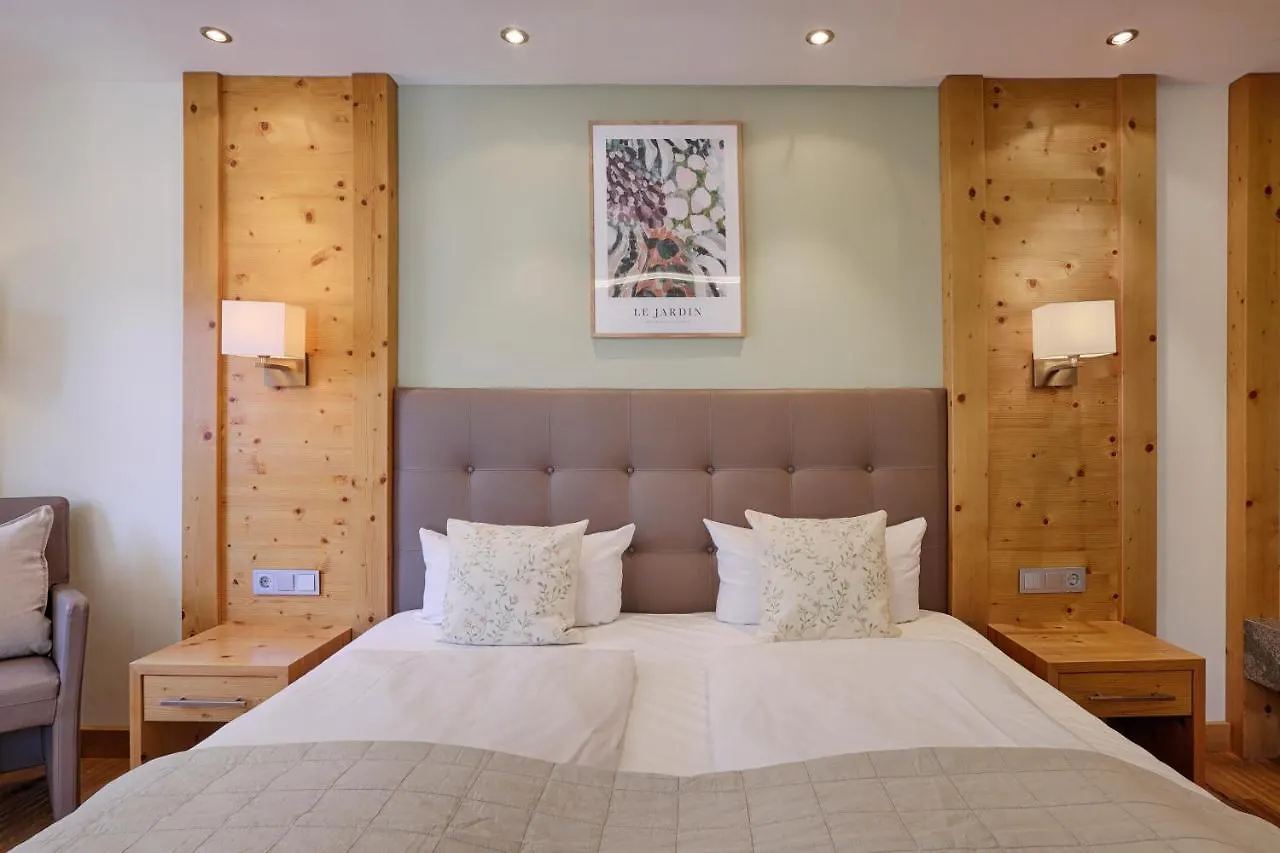 Landhotel Schwab - By Homekeepers Schwarzach am Main 0*,  Germany