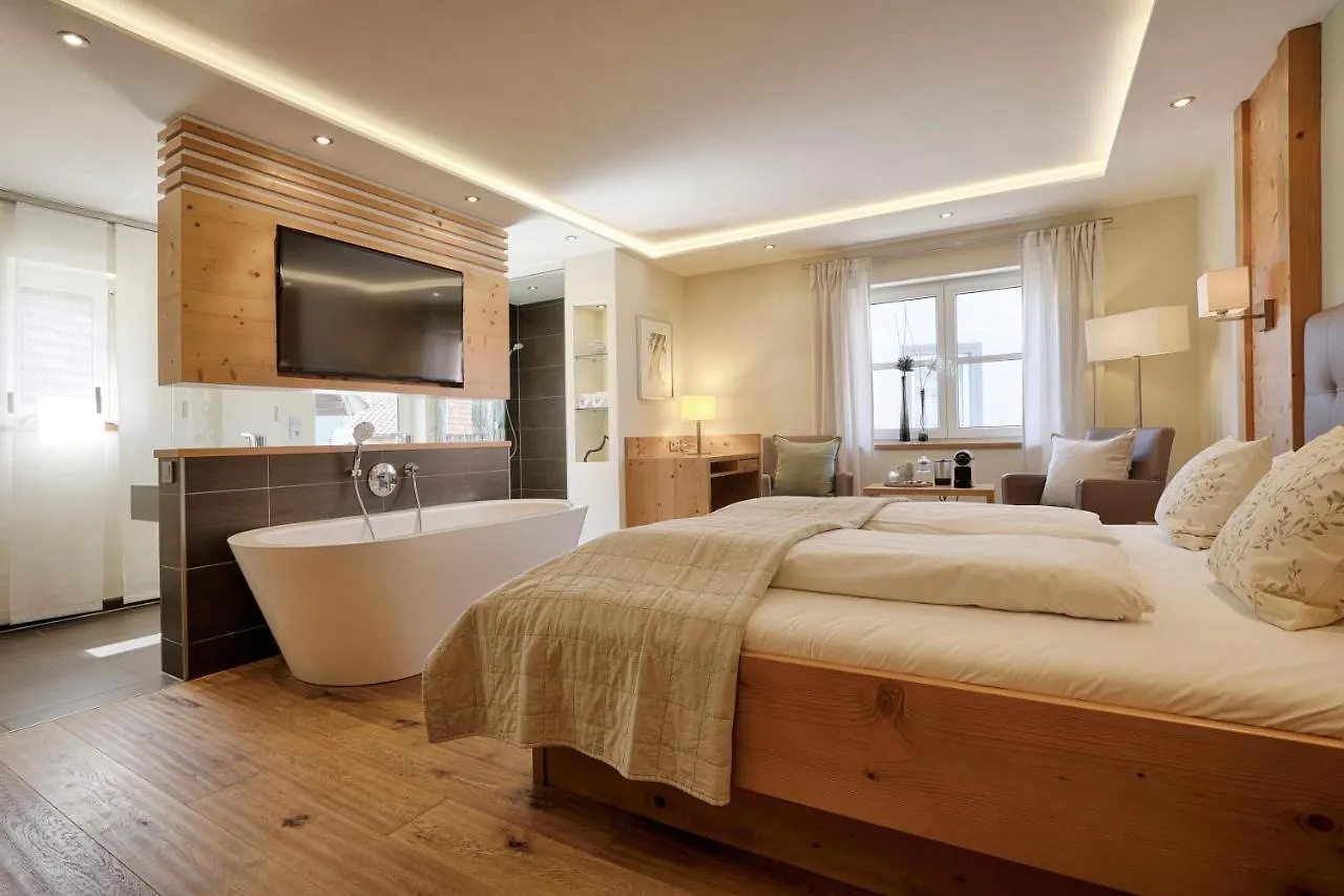 Landhotel Schwab - By Homekeepers Schwarzach am Main Hotel